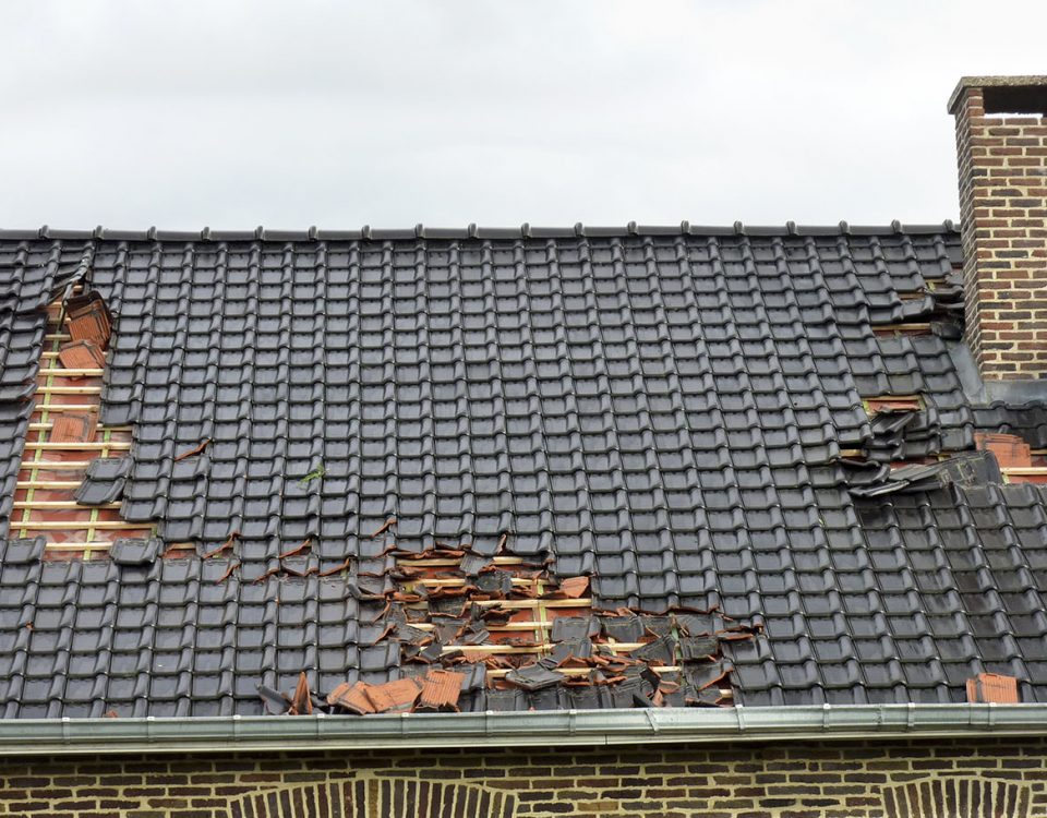 hurricane roof damage